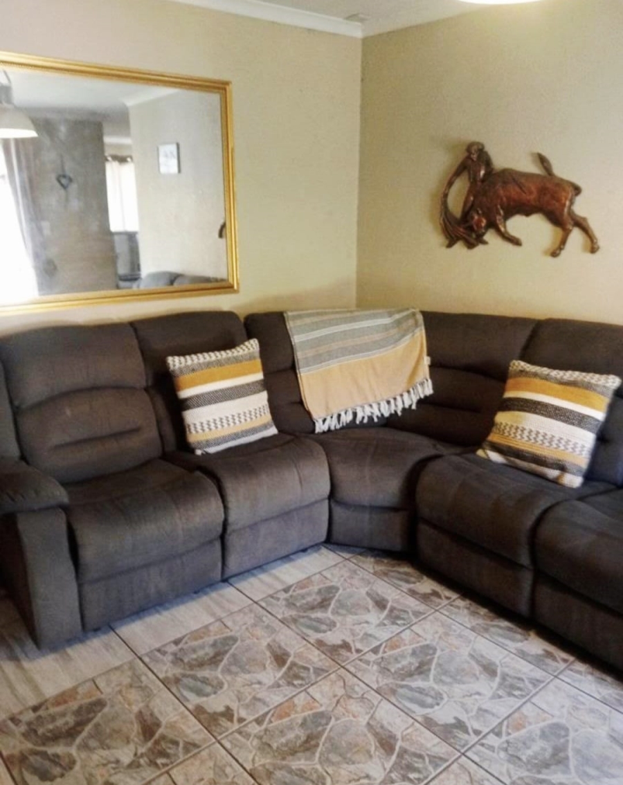 4 Bedroom Property for Sale in Brenthurst Gauteng