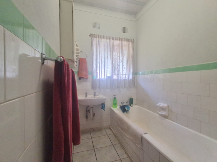 3 Bedroom Property for Sale in Three Rivers Gauteng