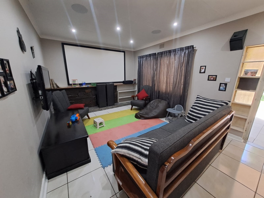 3 Bedroom Property for Sale in Three Rivers Gauteng