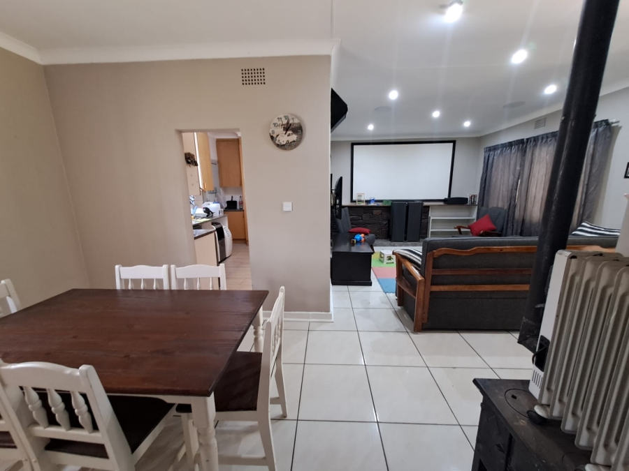 3 Bedroom Property for Sale in Three Rivers Gauteng