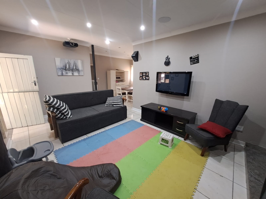 3 Bedroom Property for Sale in Three Rivers Gauteng