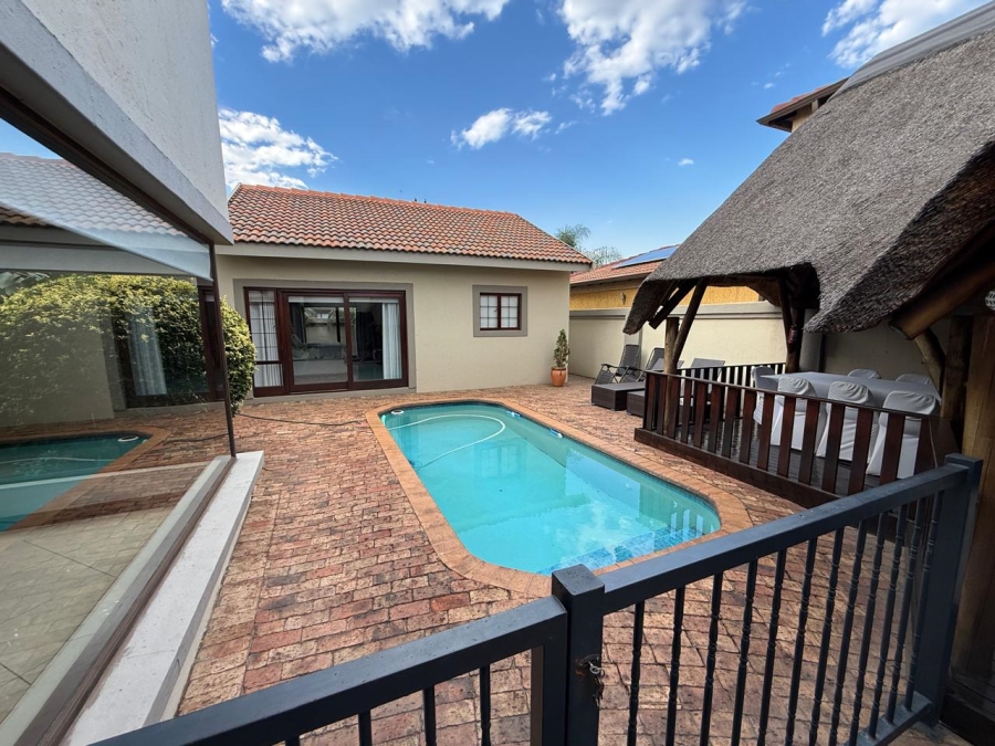 4 Bedroom Property for Sale in Vanderbijlpark SE 8 Gauteng