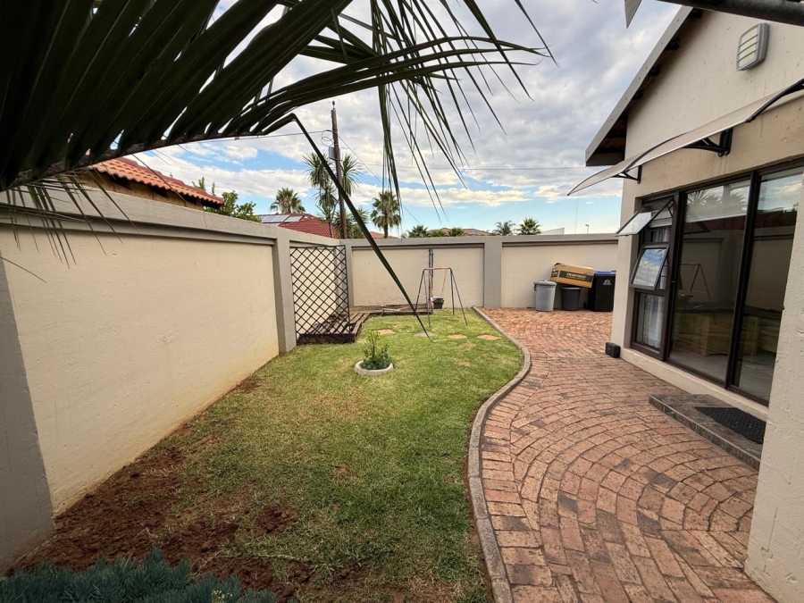 4 Bedroom Property for Sale in Vanderbijlpark SE 8 Gauteng