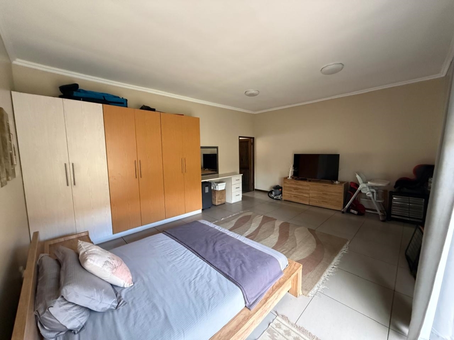 4 Bedroom Property for Sale in Vanderbijlpark SE 8 Gauteng