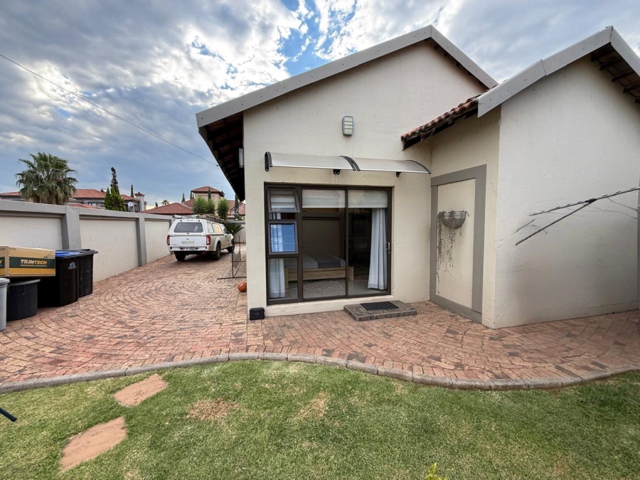 4 Bedroom Property for Sale in Vanderbijlpark SE 8 Gauteng