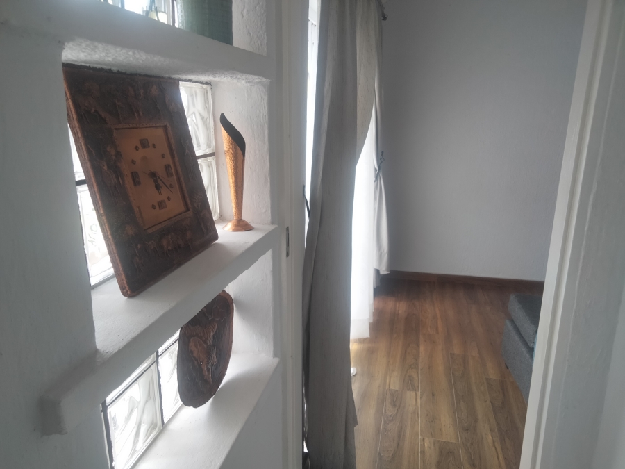 To Let 3 Bedroom Property for Rent in Bromhof Gauteng