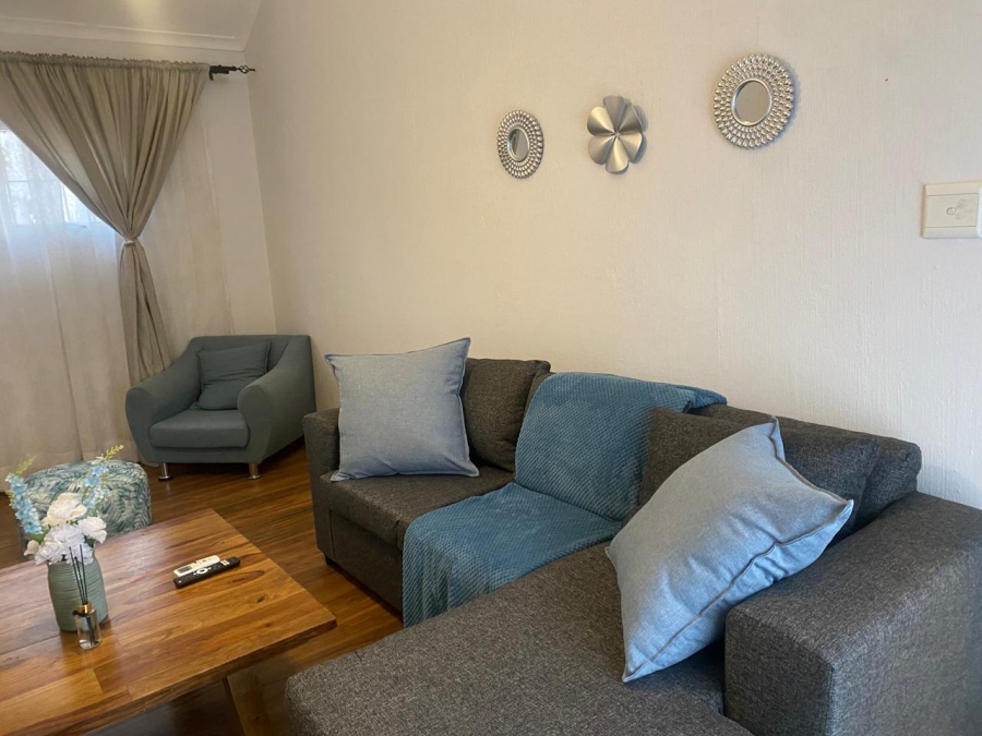 To Let 3 Bedroom Property for Rent in Bromhof Gauteng