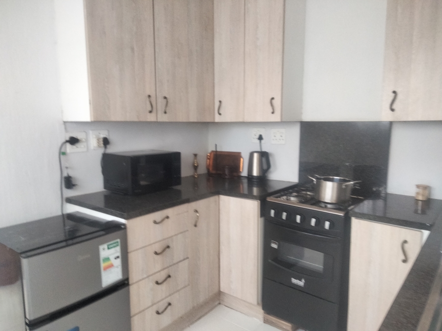 To Let 3 Bedroom Property for Rent in Bromhof Gauteng