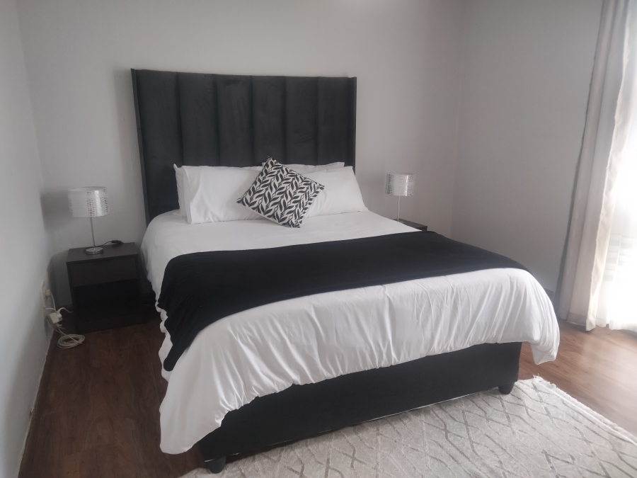 To Let 3 Bedroom Property for Rent in Bromhof Gauteng