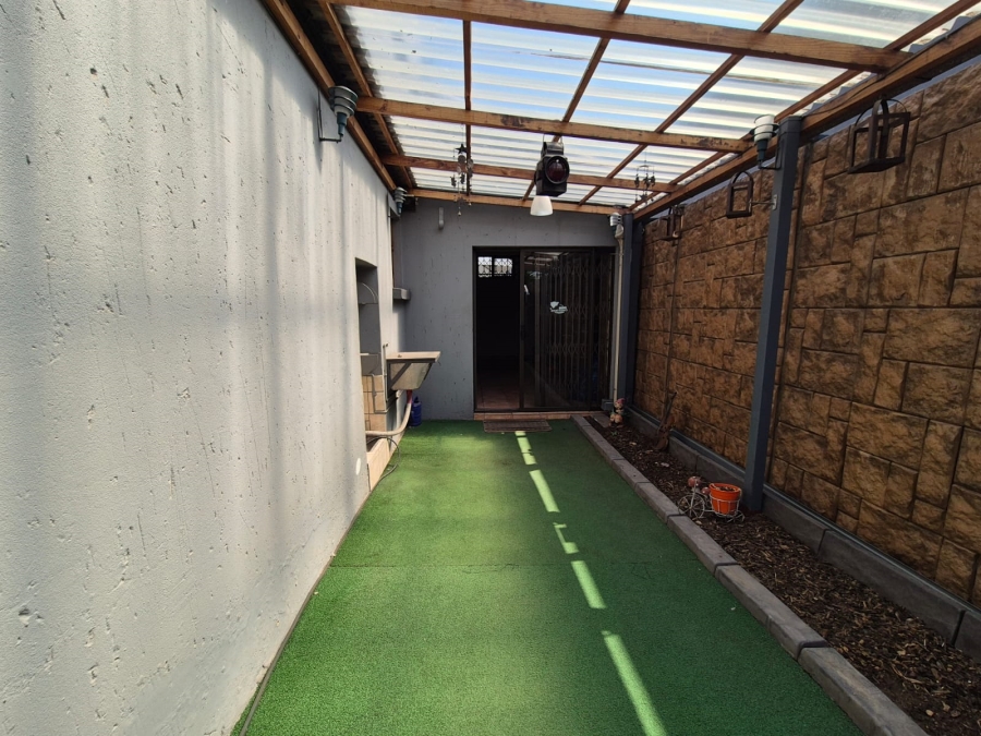 3 Bedroom Property for Sale in Vanderbijlpark SE 2 Gauteng