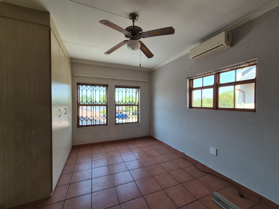 3 Bedroom Property for Sale in Vanderbijlpark SE 2 Gauteng