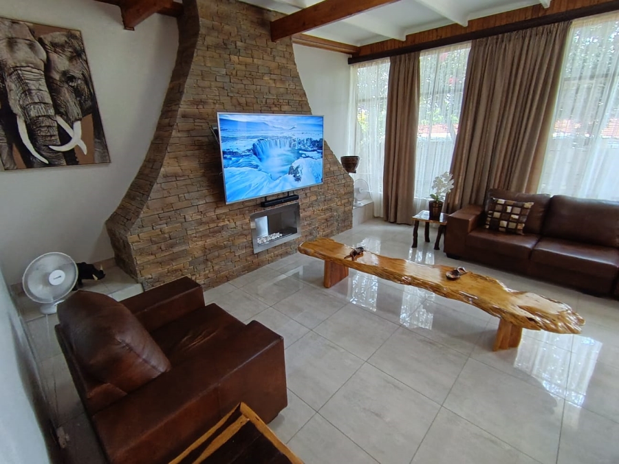 3 Bedroom Property for Sale in Magalieskruin Gauteng