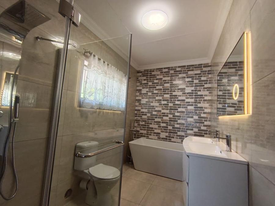 3 Bedroom Property for Sale in Magalieskruin Gauteng