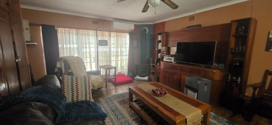 5 Bedroom Property for Sale in Vanderbijlpark SW 5 Gauteng