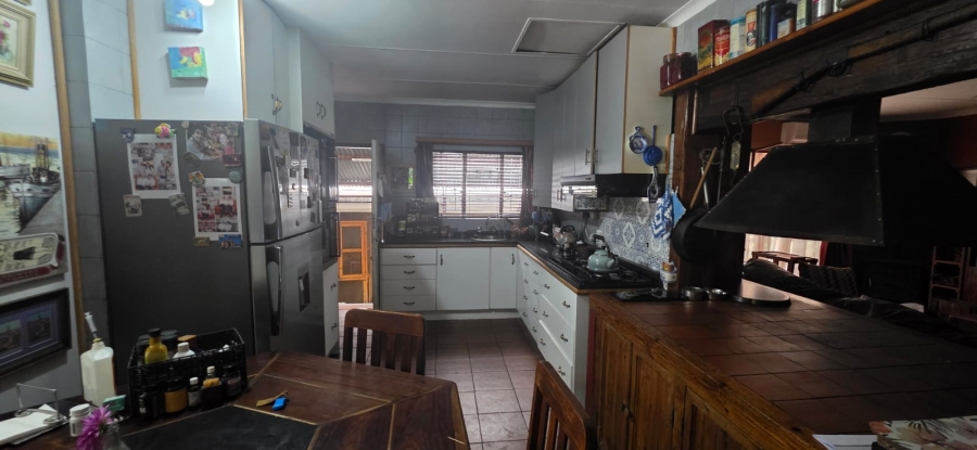 5 Bedroom Property for Sale in Vanderbijlpark SW 5 Gauteng