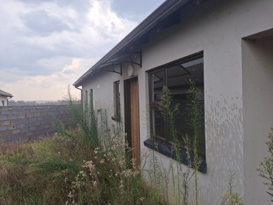 2 Bedroom Property for Sale in Dawn Park Gauteng