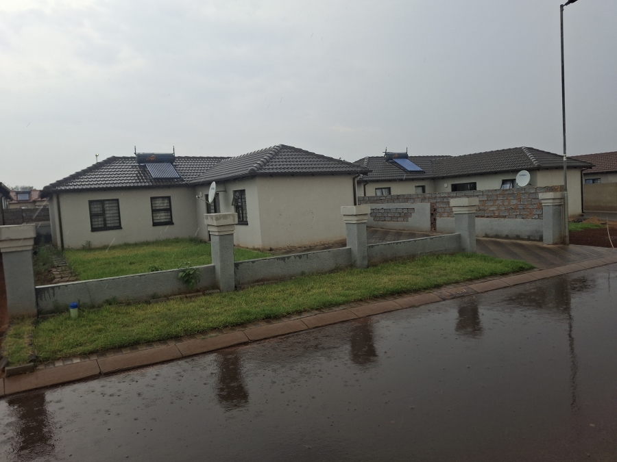 2 Bedroom Property for Sale in Dawn Park Gauteng