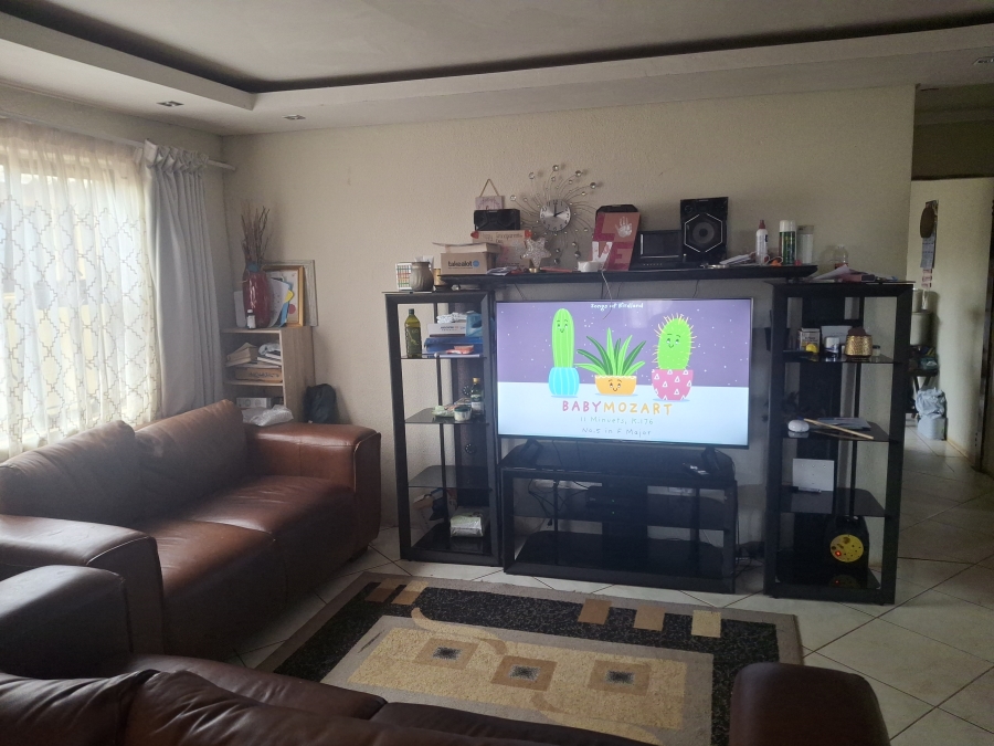 2 Bedroom Property for Sale in Vosloorus South Gauteng