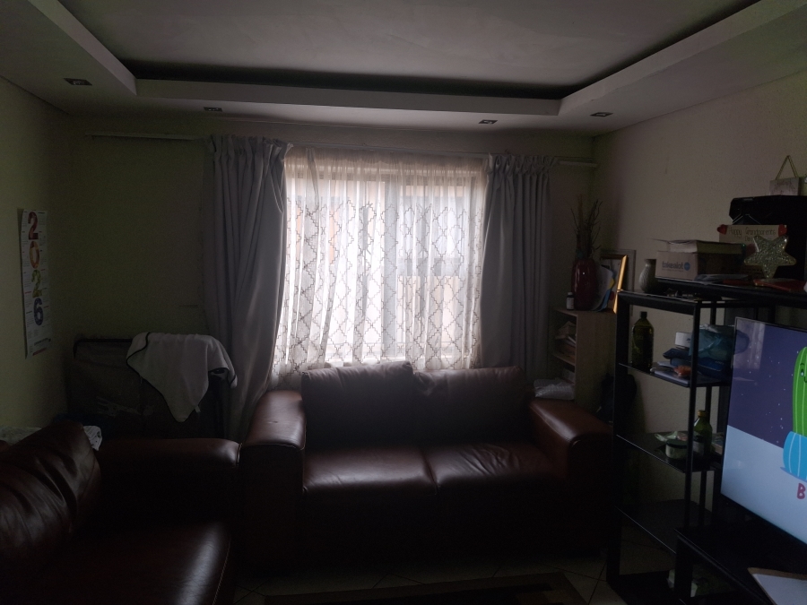 2 Bedroom Property for Sale in Vosloorus South Gauteng