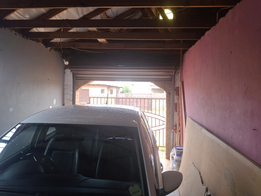 2 Bedroom Property for Sale in Vosloorus South Gauteng