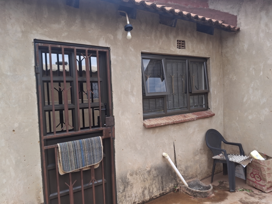 2 Bedroom Property for Sale in Vosloorus South Gauteng