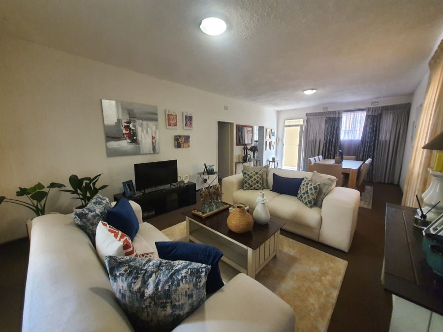 2 Bedroom Property for Sale in Vanderbijlpark SW 5 Gauteng