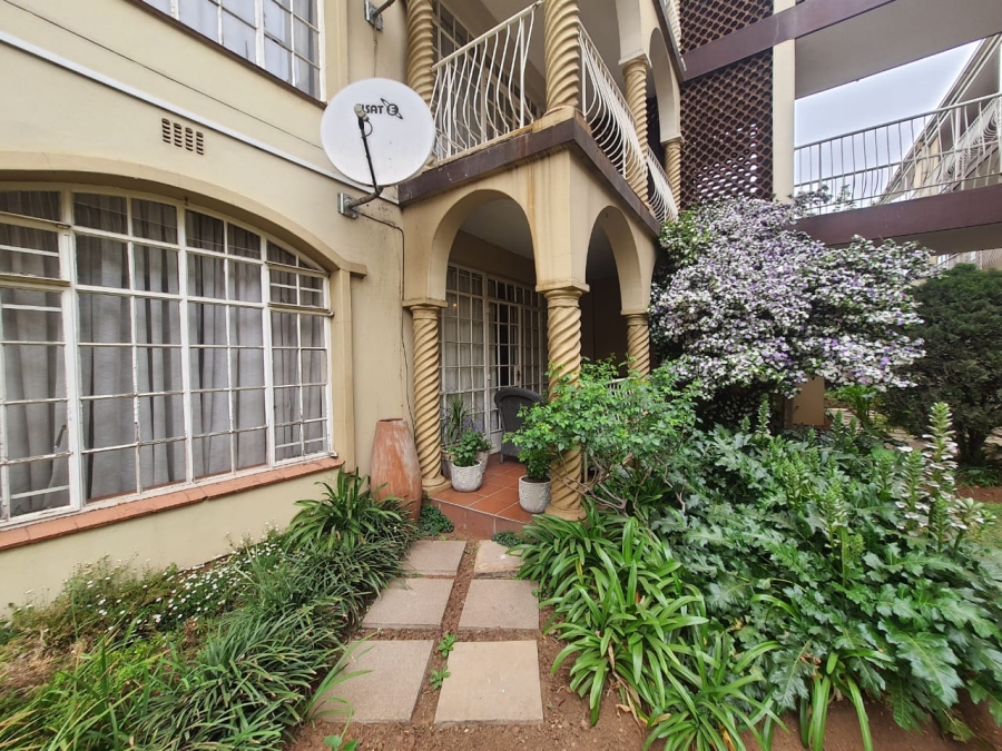 2 Bedroom Property for Sale in Vanderbijlpark SW 5 Gauteng