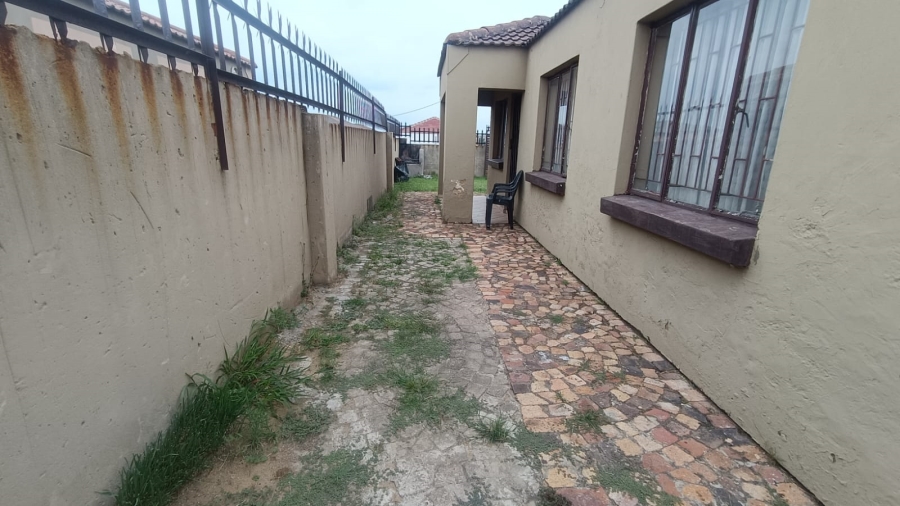 3 Bedroom Property for Sale in Bedworth Park Gauteng