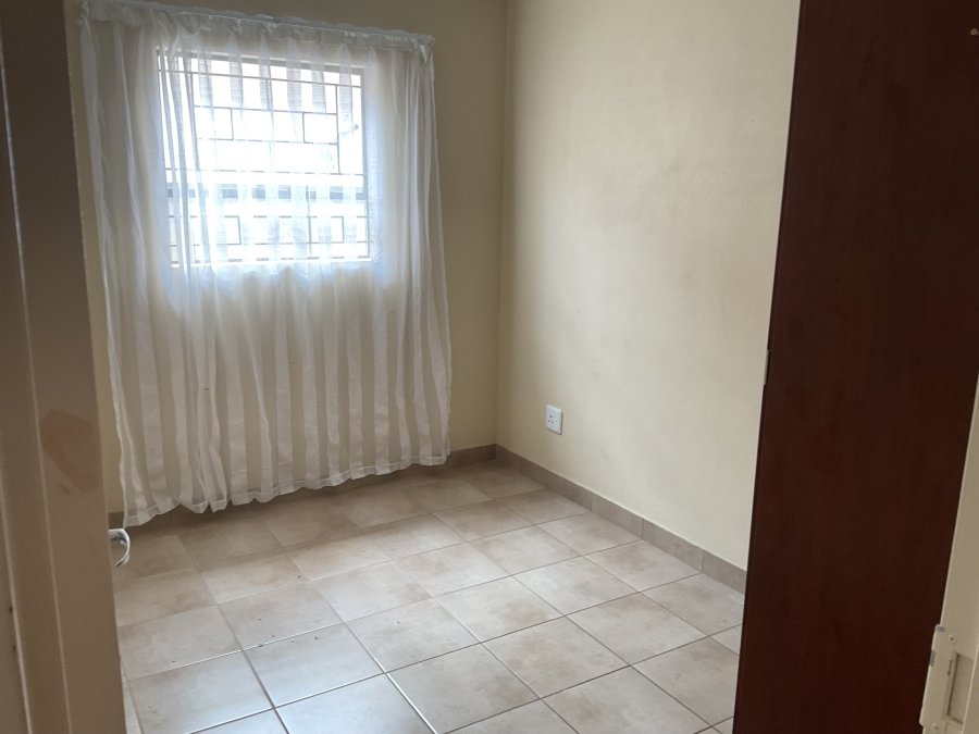 3 Bedroom Property for Sale in Kosmosdal Gauteng