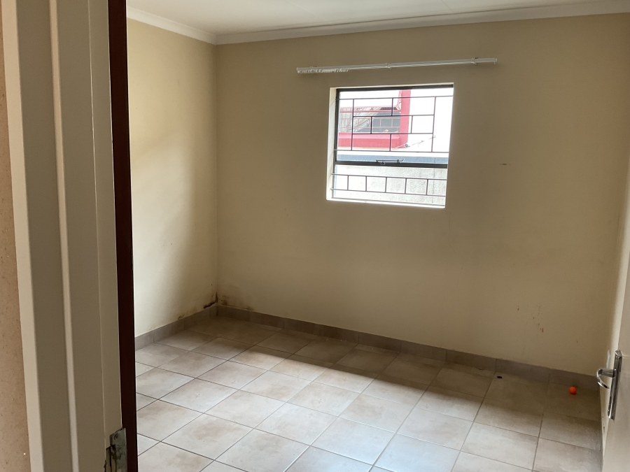 3 Bedroom Property for Sale in Kosmosdal Gauteng