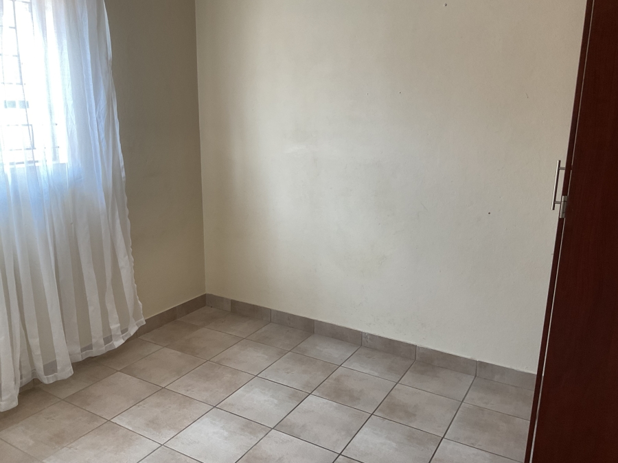 3 Bedroom Property for Sale in Kosmosdal Gauteng