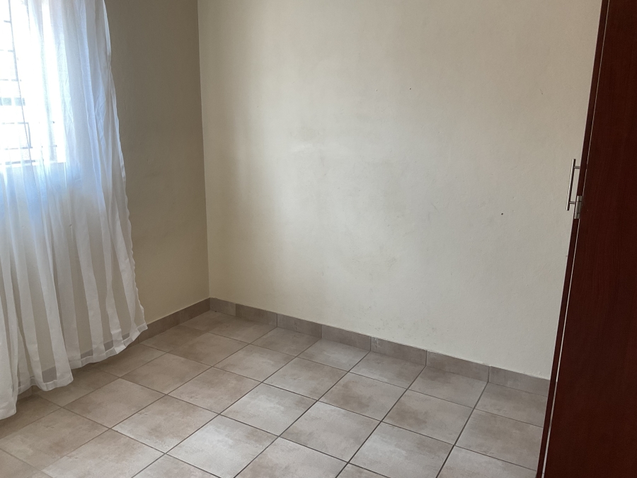 3 Bedroom Property for Sale in Kosmosdal Gauteng