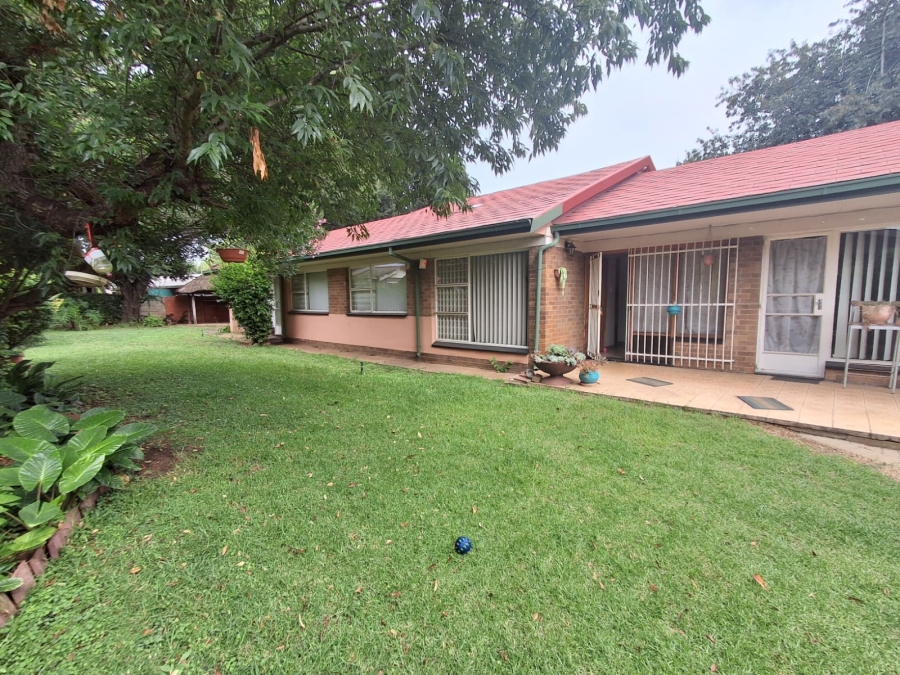 4 Bedroom Property for Sale in Risiville Gauteng