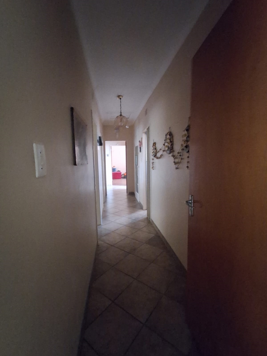 4 Bedroom Property for Sale in Risiville Gauteng