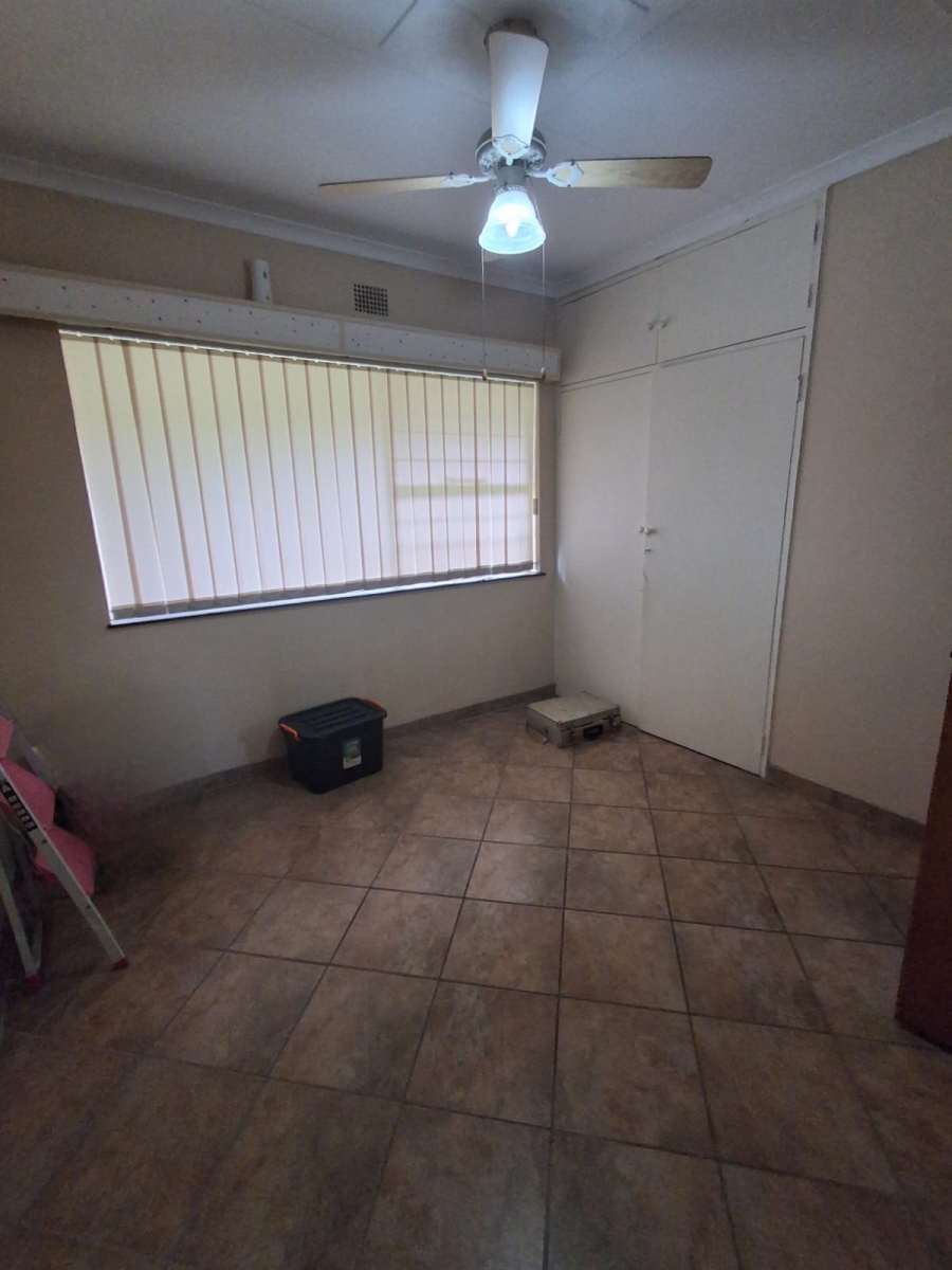4 Bedroom Property for Sale in Risiville Gauteng