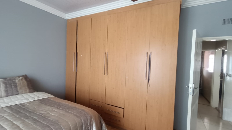 3 Bedroom Property for Sale in Vanderbijlpark Cw 6 Gauteng