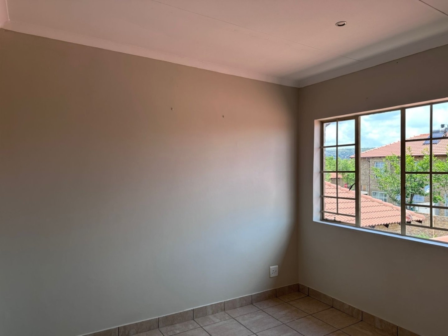 3 Bedroom Property for Sale in Annlin Gauteng