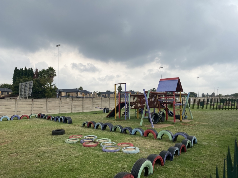 2 Bedroom Property for Sale in Ravenswood Gauteng