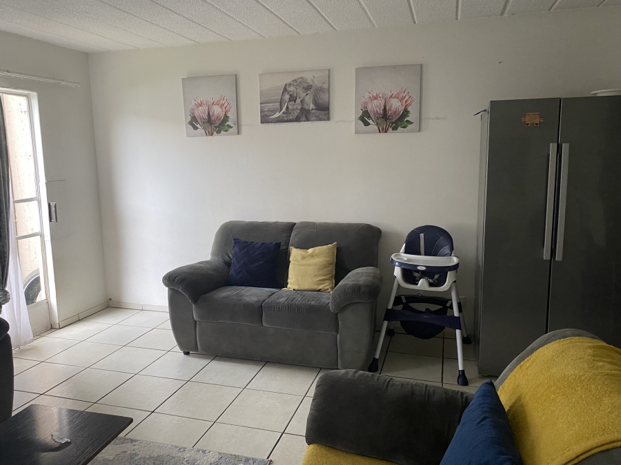 2 Bedroom Property for Sale in Ravenswood Gauteng