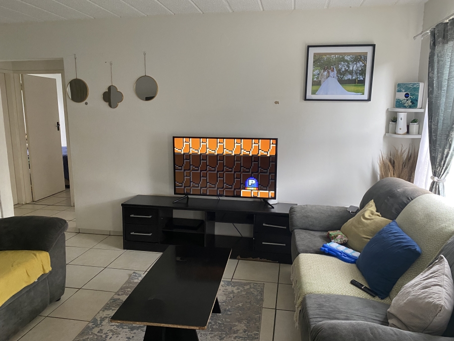 2 Bedroom Property for Sale in Ravenswood Gauteng