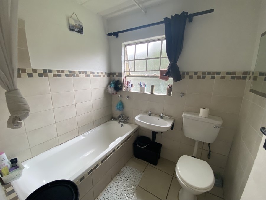 2 Bedroom Property for Sale in Ravenswood Gauteng