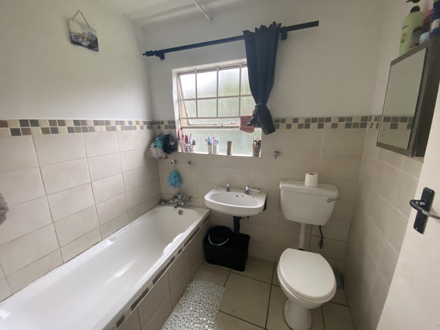 2 Bedroom Property for Sale in Ravenswood Gauteng