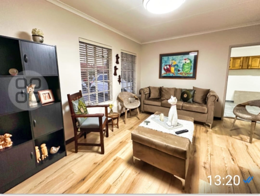 2 Bedroom Property for Sale in Three Rivers Gauteng