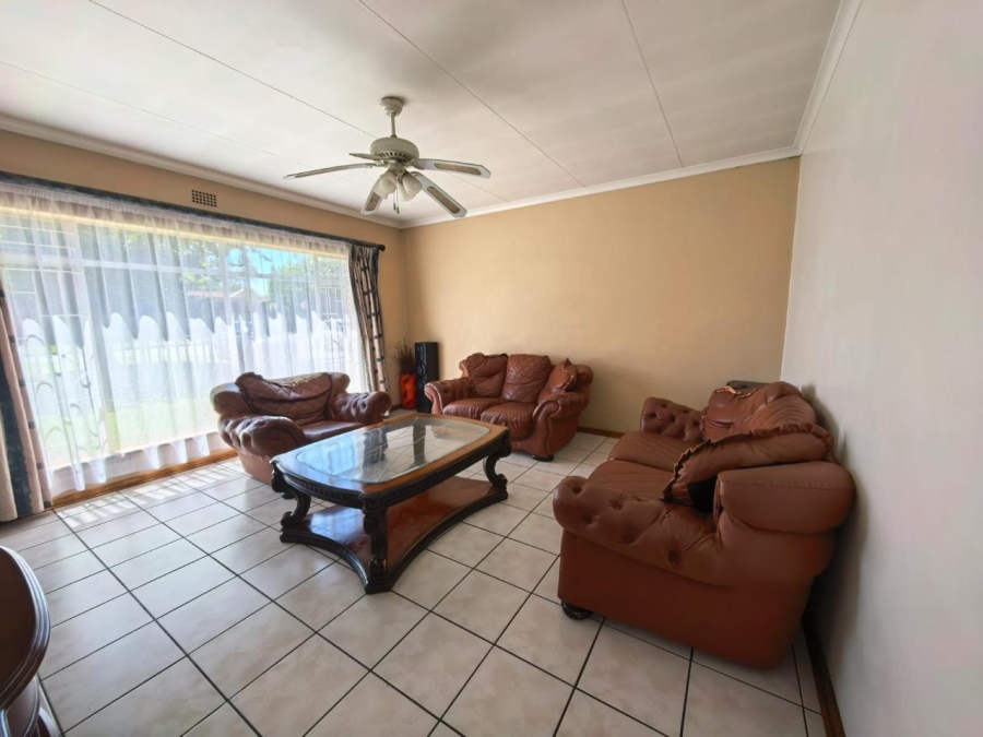 4 Bedroom Property for Sale in Three Rivers East Gauteng