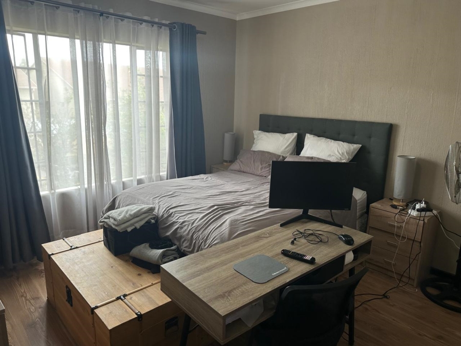 3 Bedroom Property for Sale in Noordhang Gauteng