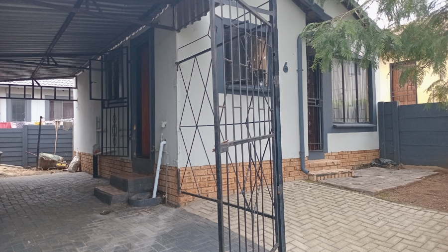 2 Bedroom Property for Sale in Naturena Gauteng