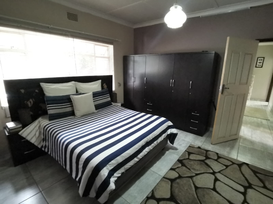 4 Bedroom Property for Sale in Selcourt Gauteng