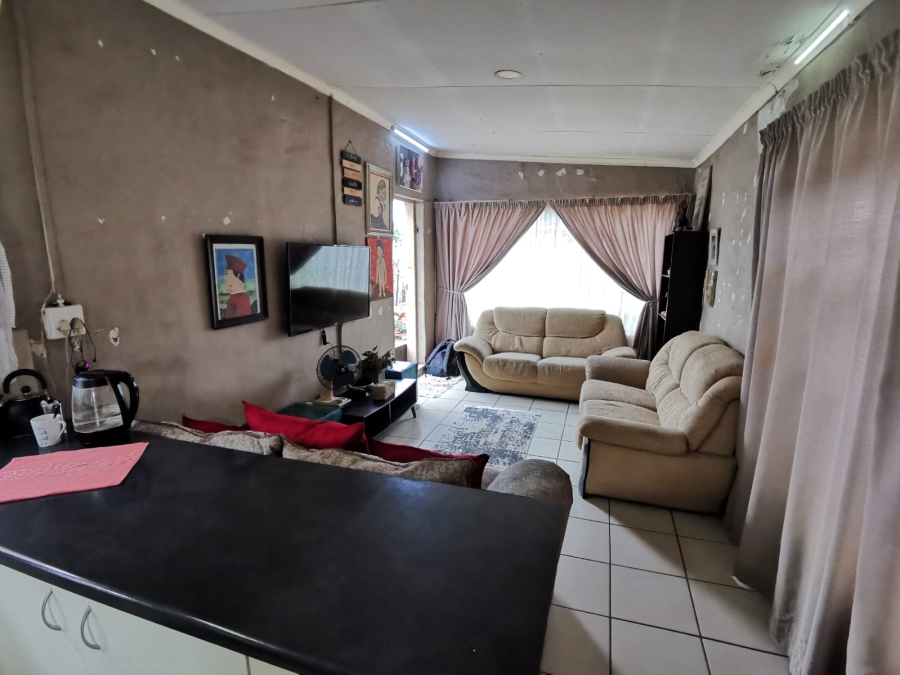 4 Bedroom Property for Sale in Selcourt Gauteng