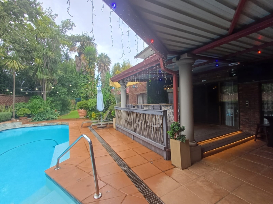5 Bedroom Property for Sale in Vanderbijlpark SE 2 Gauteng
