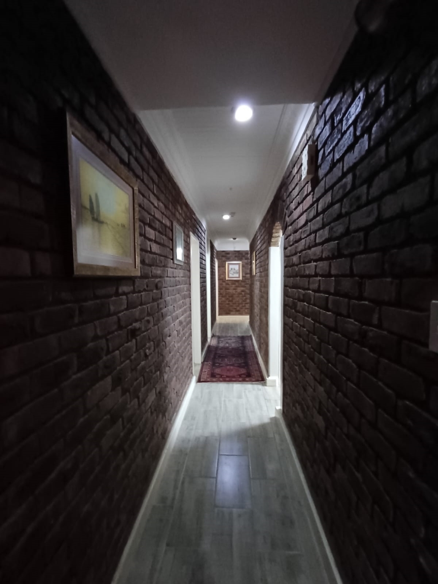 5 Bedroom Property for Sale in Vanderbijlpark SE 2 Gauteng